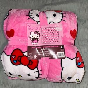 Hello Kitty Pink Plush Valentine Blanket